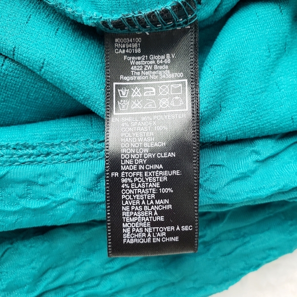 💥SOLD💥 Green Ruffle Forever 21 Plus Sizes Dress Size 2X - Picture 6 of 6